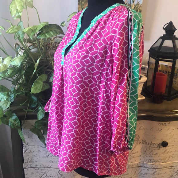 🔴 CROWN & IVY LONG SLEEVE GEOMETRIC PRINT BLOUSE PINK WHITE GREEN SIZE PS - Picture 3 of 14